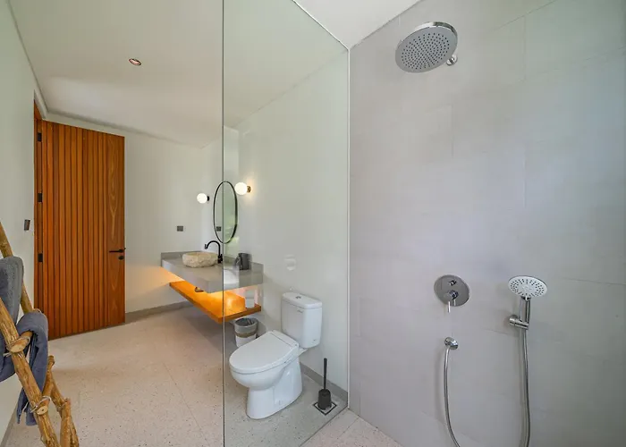 Tara Dharma - Sophisticated 3br Retreat In Tranquil Umalas ヴィラ *
