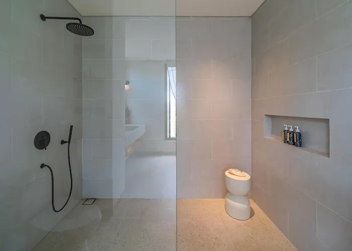 Tara Dharma - Sophisticated 3br Retreat In Tranquil Umalas
