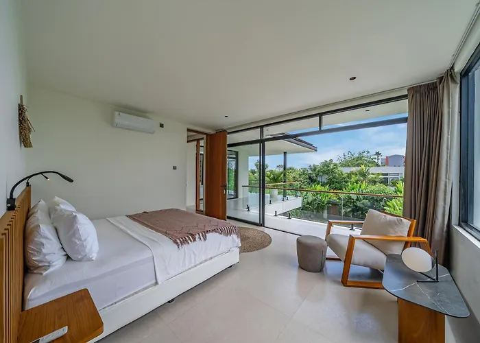 Tara Dharma - Sophisticated 3br Retreat In Tranquil Umalas *