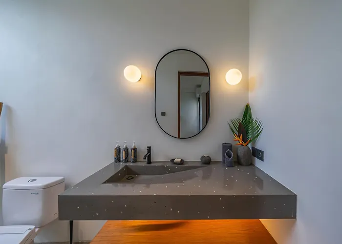 ヴィラ Tara Dharma - Sophisticated 3br Retreat In Tranquil Umalas