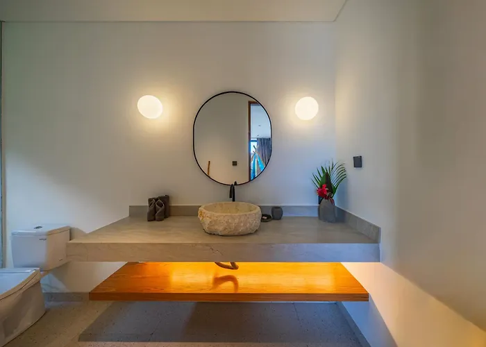 Tara Dharma - Sophisticated 3br Retreat In Tranquil Umalas *