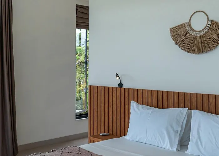 Tara Dharma - Sophisticated 3br Retreat In Tranquil Umalas チャングー