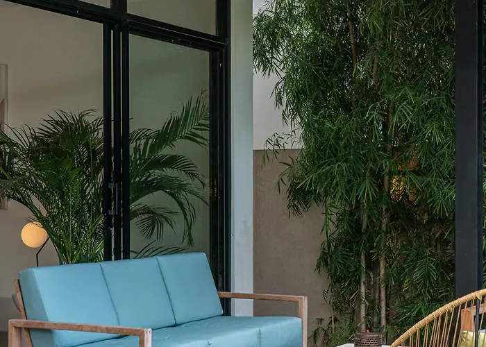 ヴィラ Tara Dharma - Sophisticated 3br Retreat In Tranquil Umalas チャングー